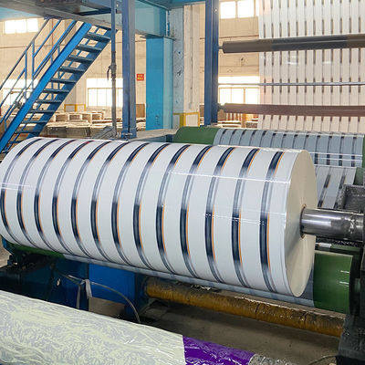 1620mm Genişlik 4000/6000/8000m Uzunluk Bopp Teyp Jumbo Roll Nakliye