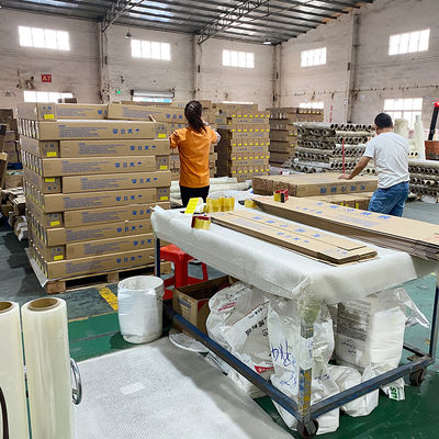 İyi bir fiyat. Yüksek Kaliteli Çoklu Özellikler Mat Soğuk Laminasyon Filmi Fabrika Özelleştirmesi çevrimiçi