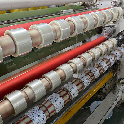 Kartonları mühürlemek ve maskelemek için şeffaf sarı Bopp ambalaj bandı